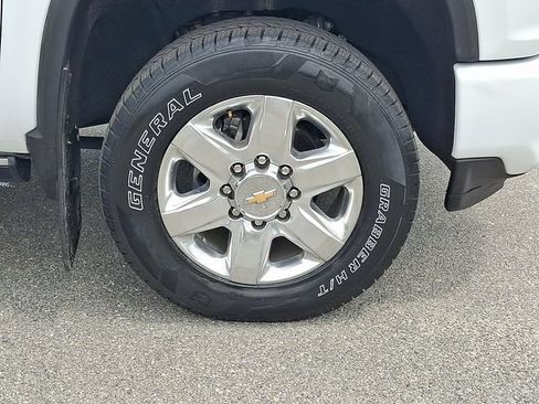 Certified 2021 Chevrolet Silverado 3500 LTZ w/ Z71 Chrome Sport Edition AWD/4WD image 8