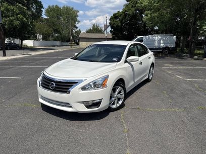 Used 2013 Nissan Altima 2.5 SV