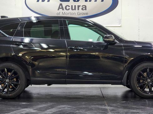 Used 2025 Acura RDX SH-AWD image 3