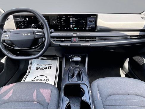 Used 2025 Kia K4 EX FWD image 17