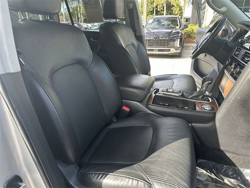 Used 2023 Nissan Armada SL w/ Captain's Chairs Package image 27