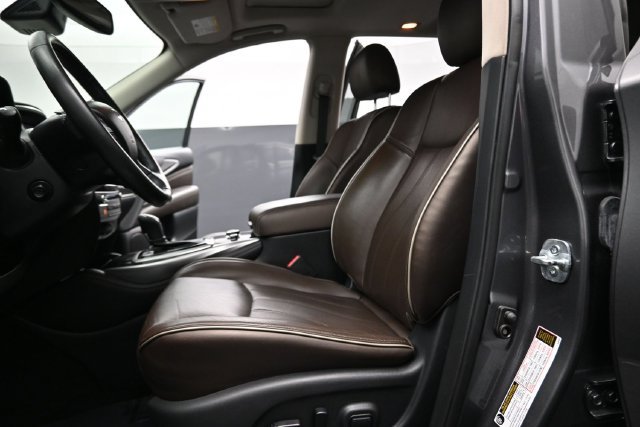 Used 2019 INFINITI QX60 Luxe w/ Essential Package AWD/4WD image 16