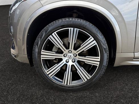 Used 2020 Volvo XC90 T6 Inscription w/ Protection Package Premier image 15