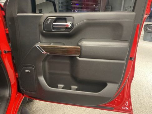 Used 2020 Chevrolet Silverado 1500 LT Trail Boss image 37