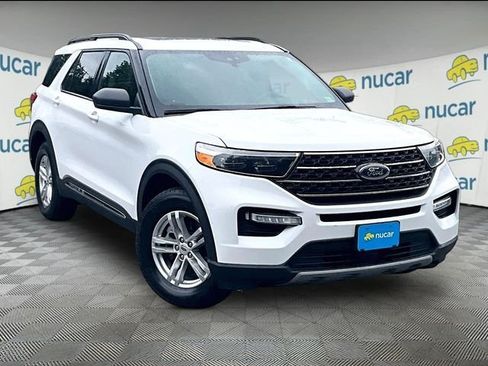 Used 2021 Ford Explorer XLT w/ Equipment Group 202A AWD/4WD image 1