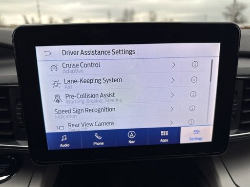 Used 2023 Ford Explorer XLT w/ Equipment Group 202A image 15