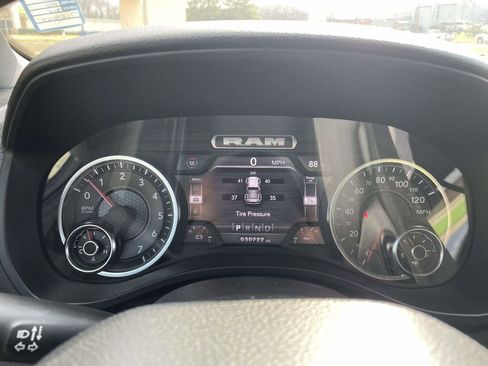 Used 2024 RAM 1500 Big Horn image 30