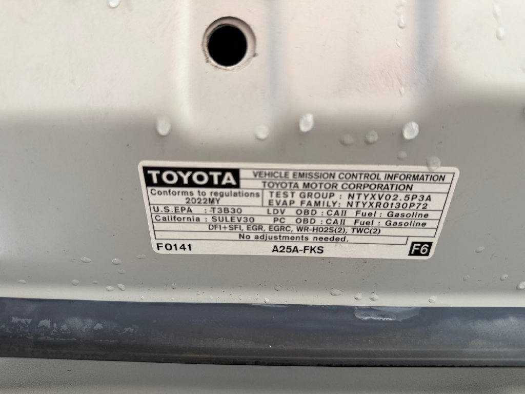 Used 2022 Toyota Camry LE w/ Carpet Mat Package (TMS) FWD image 34