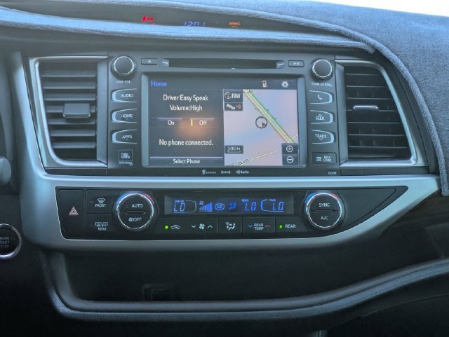 Used 2019 Toyota Highlander Limited AWD/4WD image 30