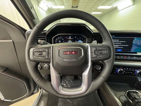 New 2026 GMC Sierra 1500 SLT w/ SLT Convenience Package AWD/4WD image 33