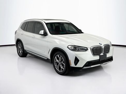 Used 2023 BMW X3 sDrive30i w/ Convenience Package RWD image 3