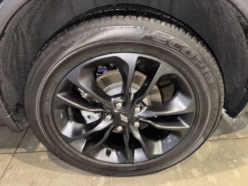 Used 2024 Dodge Durango R/T w/ Blacktop Package image 19