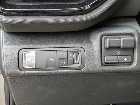 New 2026 Chevrolet Silverado EV Trail Boss w/ Premium Package image 15