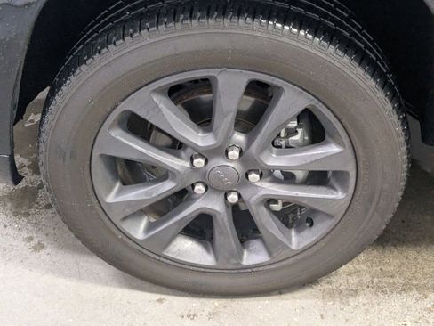 Used 2019 Jeep Grand Cherokee High Altitude image 14