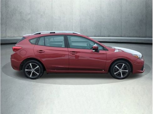 Used 2022 Subaru Impreza Premium image 7