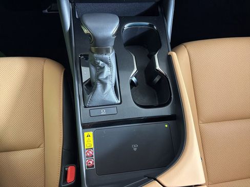 Used 2023 Lexus ES 350 w/ Premium Package image 29