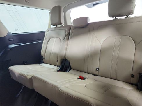 Used 2023 Ford Expedition Max Limited image 38