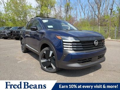 New 2026 Nissan Kicks SR w/ Cold Weather Package