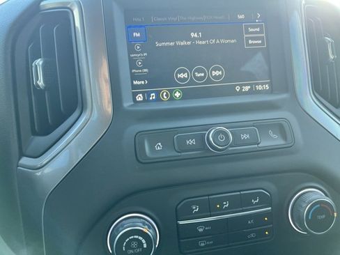 Used 2025 Chevrolet Silverado 1500 Custom image 16