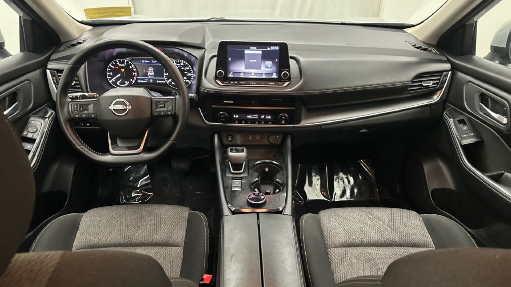 Certified 2025 Nissan Rogue SV AWD/4WD image 25
