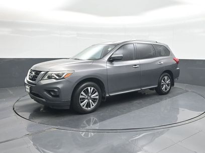 Used 2017 Nissan Pathfinder S