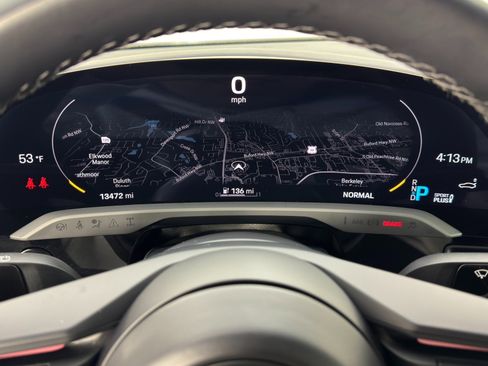 Used 2022 Porsche Taycan image 20