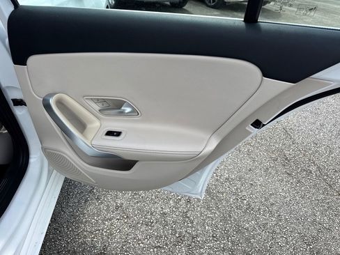 Used 2019 Mercedes-Benz A 220 4MATIC image 16