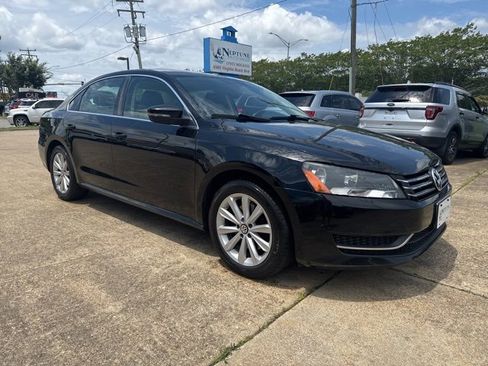 Used 2014 Volkswagen Passat 1.8T SE image 3