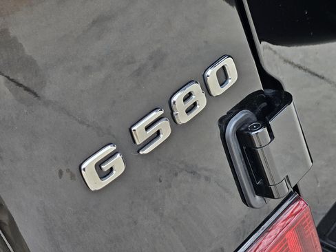 Certified 2025 Mercedes-Benz G 580 w/ EQ Technology image 8