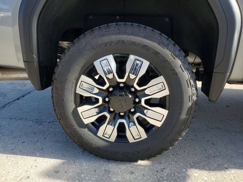 New 2026 GMC Sierra 2500 Denali w/ Denali Reserve Package AWD/4WD image 6