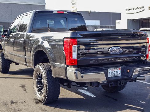 Used 2018 Ford F350 Lariat w/ Lariat Ultimate Package image 23