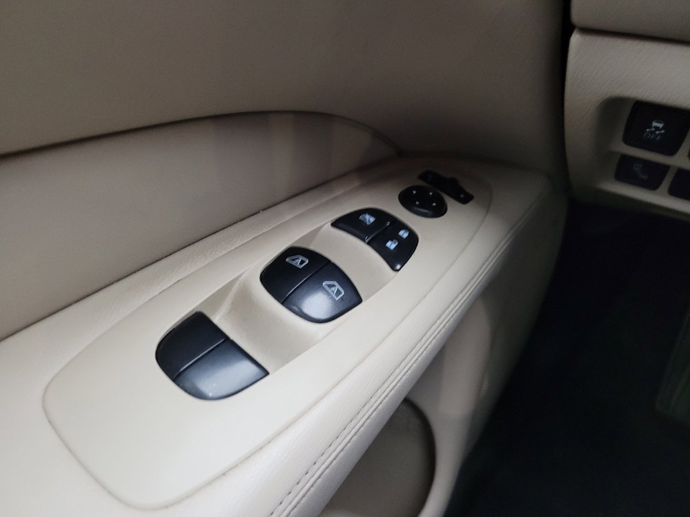 Used 2020 Nissan Pathfinder SL AWD/4WD image 27