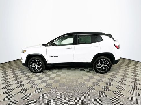 Certified 2024 Jeep Compass Limited AWD/4WD image 6