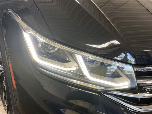 Used 2022 Volkswagen Tiguan SEL R-Line AWD/4WD image 33