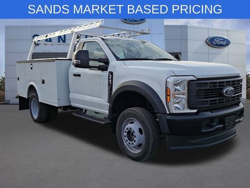 New 2024 Ford F450 XL image 2