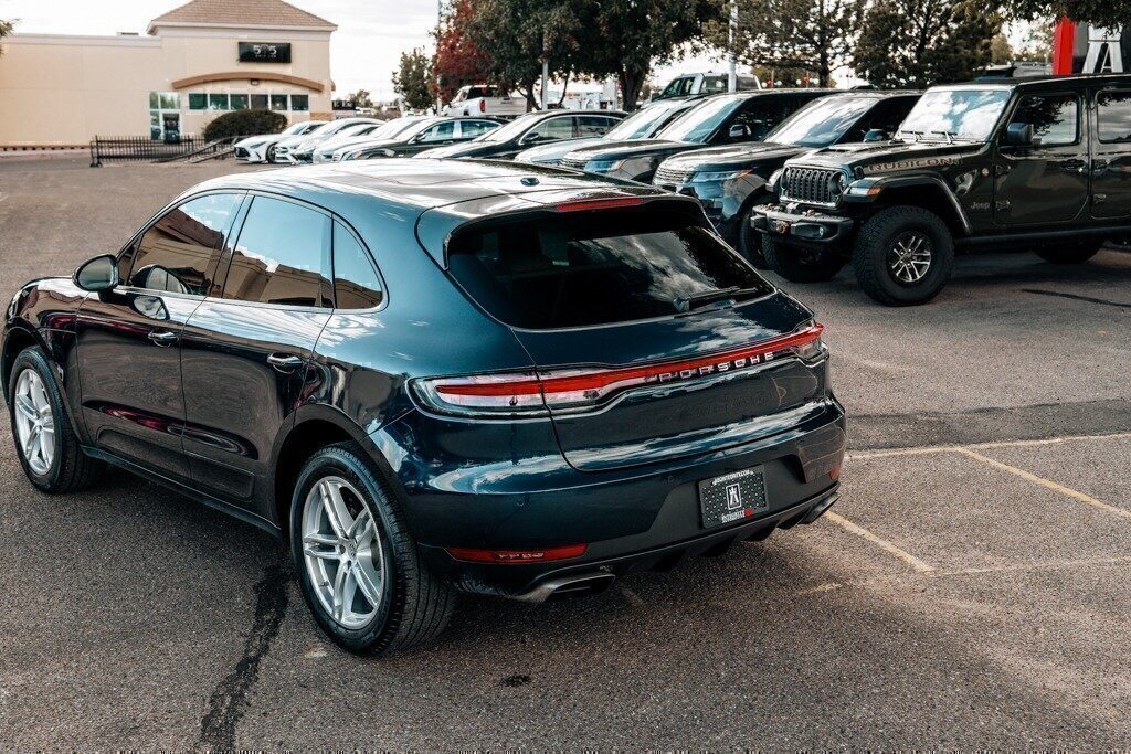 Used 2020 Porsche Macan AWD/4WD image 15