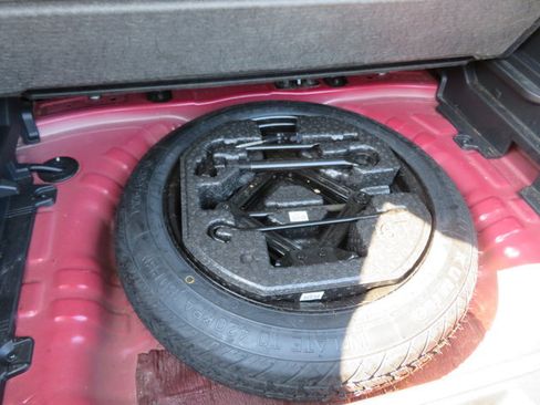 Used 2022 Hyundai Kona SE image 15