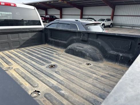 Used 2024 RAM 3500 Big Horn image 17