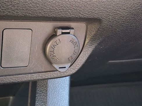 Used 2019 Toyota Tacoma SR AWD/4WD image 26