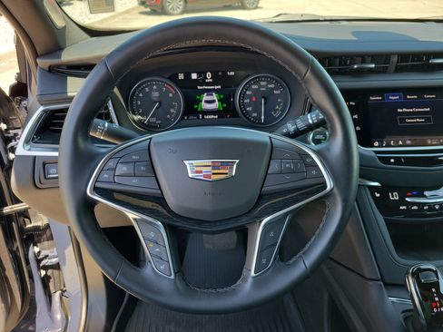 Certified 2025 Cadillac XT5 Premium Luxury w/ Technology Package AWD/4WD image 31