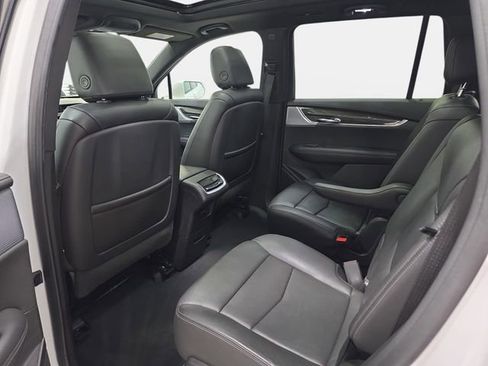 Used 2020 Cadillac XT6 Sport AWD/4WD image 12