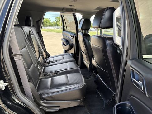 Used 2016 Chevrolet Tahoe LS RWD image 12