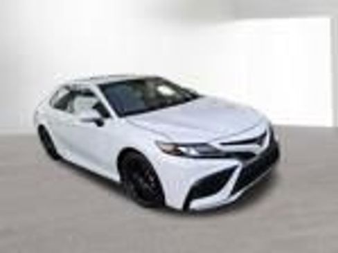 Used 2023 Toyota Camry XSE image 1