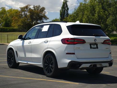 Used 2019 BMW X5 xDrive40i w/ M Sport Package AWD/4WD image 3