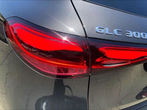 Used 2026 Mercedes-Benz GLC 300 4MATIC image 24