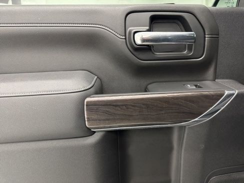 Used 2023 Chevrolet Silverado 2500 LTZ image 26