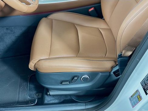 New 2026 Genesis GV70 2.5T Advanced image 21