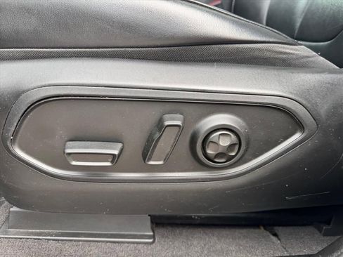 Used 2021 Jeep Grand Cherokee L Limited RWD image 17