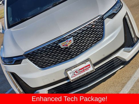 Used 2020 Cadillac XT6 Premium Luxury AWD/4WD image 14
