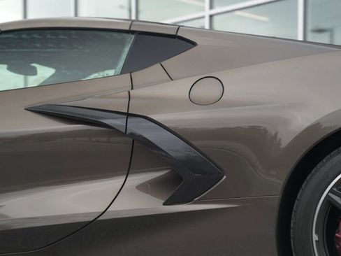 Used 2020 Chevrolet Corvette Stingray w/ Z51 Performance Package image 15